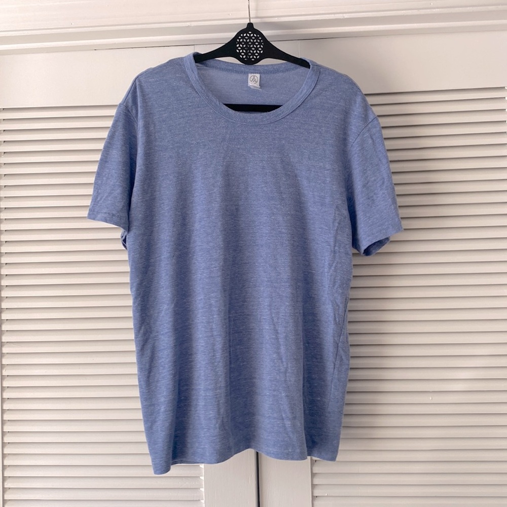 Men’s T-shirt, size XL, brand is Alternative Earth, barely worn